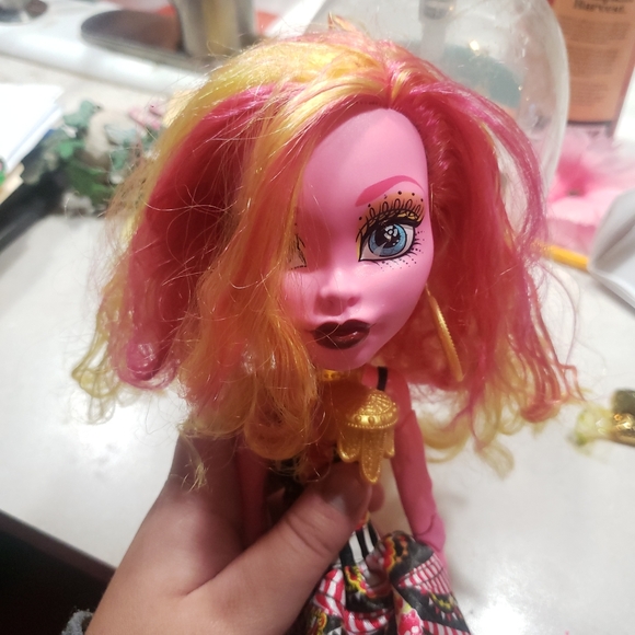Monster High Doll Goolipe Jellington Freak Du Chic out of box never played with - Picture 1 of 9
